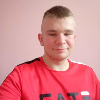 Ogłoszenie adrian-99 na portalu randkowym