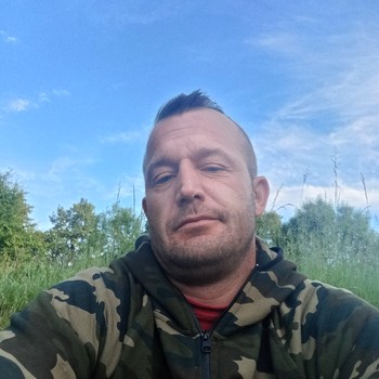 Ogłoszenie krzysztof-6187e422-4fed-4806-b4f0-3e37fa5e49ab na portalu randkowym